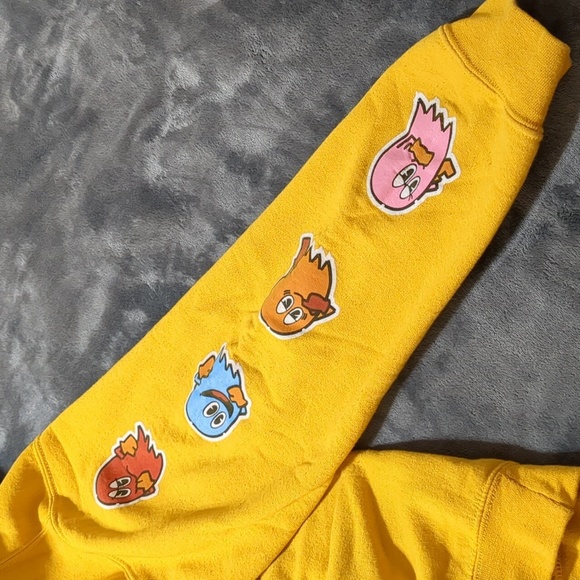 PAC-MAN Hoodie Mens Yellow Ghosts On Sleeve Pullover Hoodie size Large - Picture 5 of 7